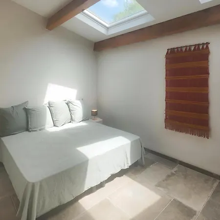 3 Bedroom Stunning In Vieussan