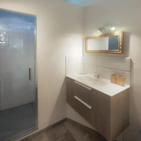 Hébergement de vacances 3 Bedroom Stunning In *