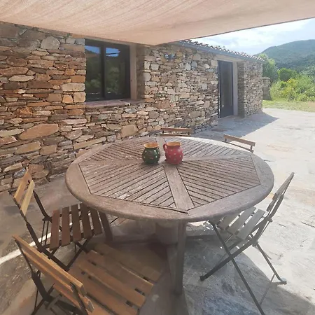 Hébergement de vacances 3 Bedroom Stunning In